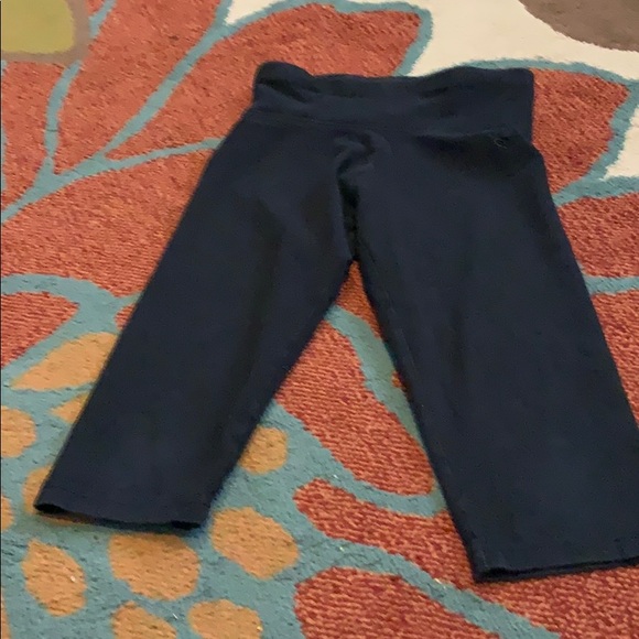 Capri Leggings | Poshmark